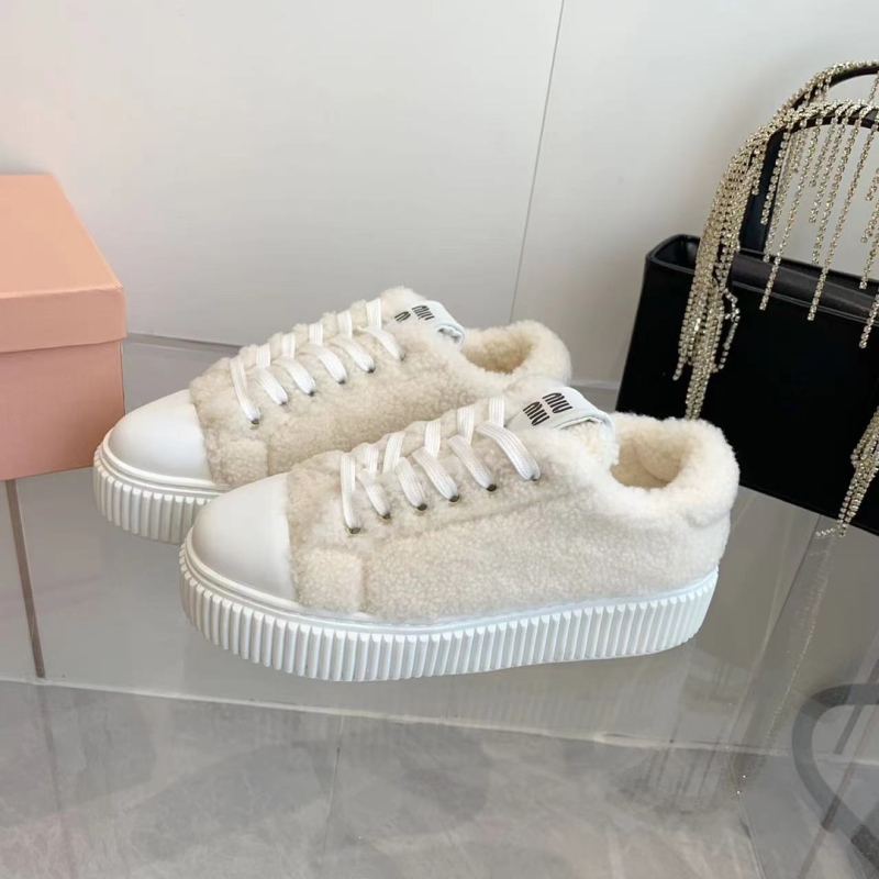 Miu Miu Casual Shoes